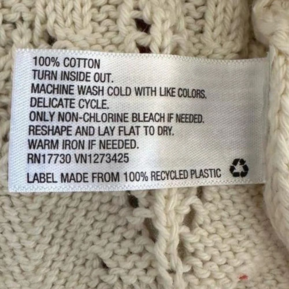 Collared Polo Pullover V-Neck Sweater in Cream and Blue - Small - Picture 2 of 10